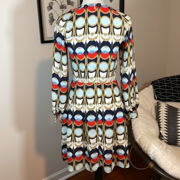 🤩3 for $30 Bundle Deal🤩
H&M retro fit and flare dress - Picture 6 of 12